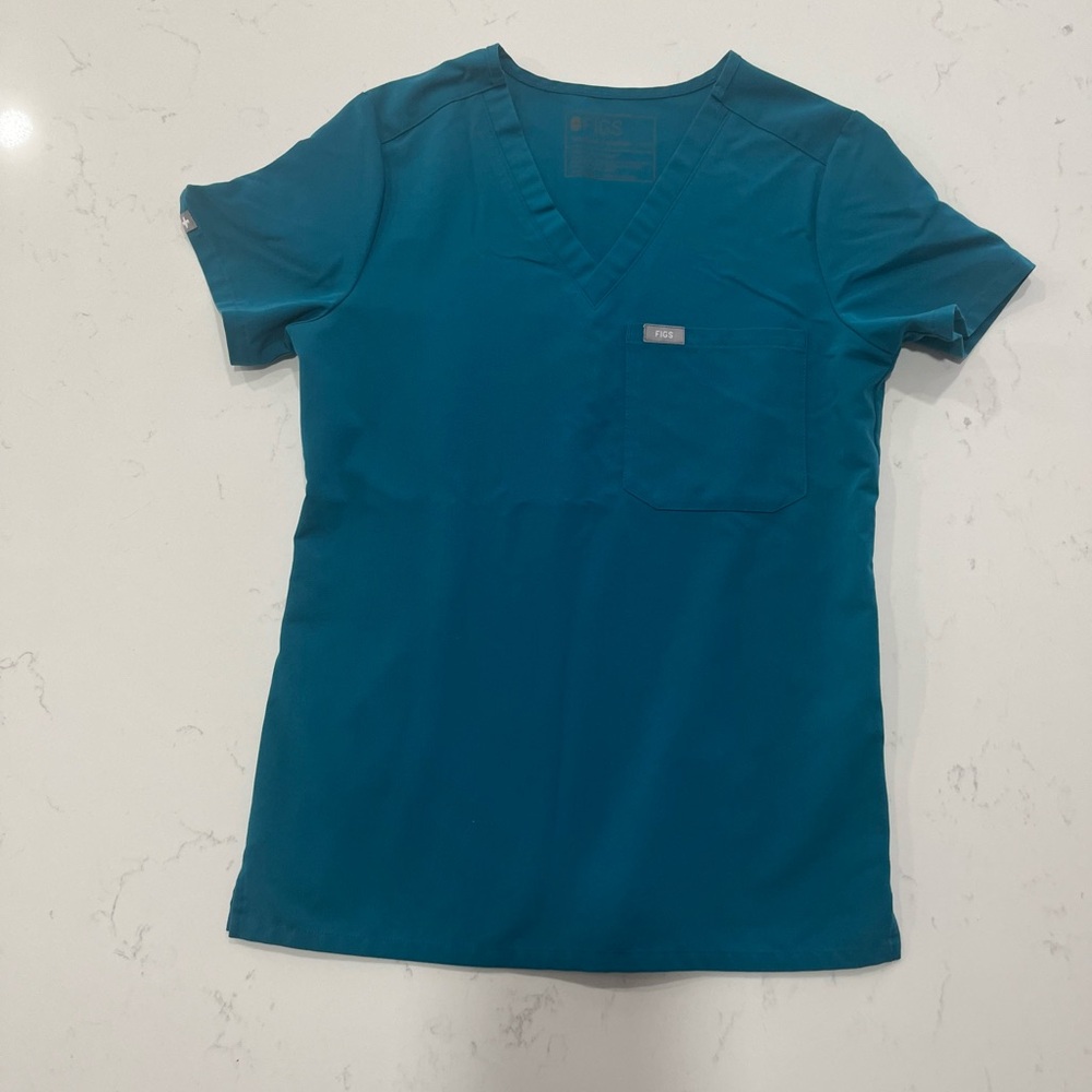 Figs Pacific Blue Catarina Top